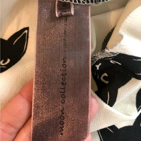 Moon Collection Black Cat Blouse Medium - Picture 4 of 8